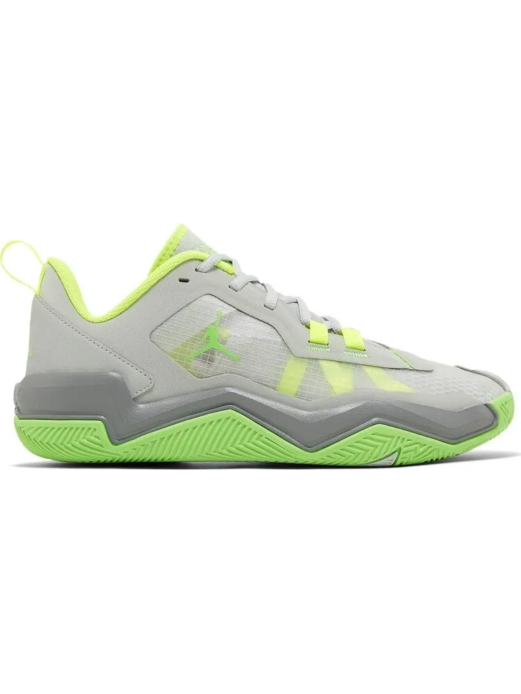 Кроссовки Jordan One Take 4 'Grey Green Strike' — изображение 1 из 4, серый