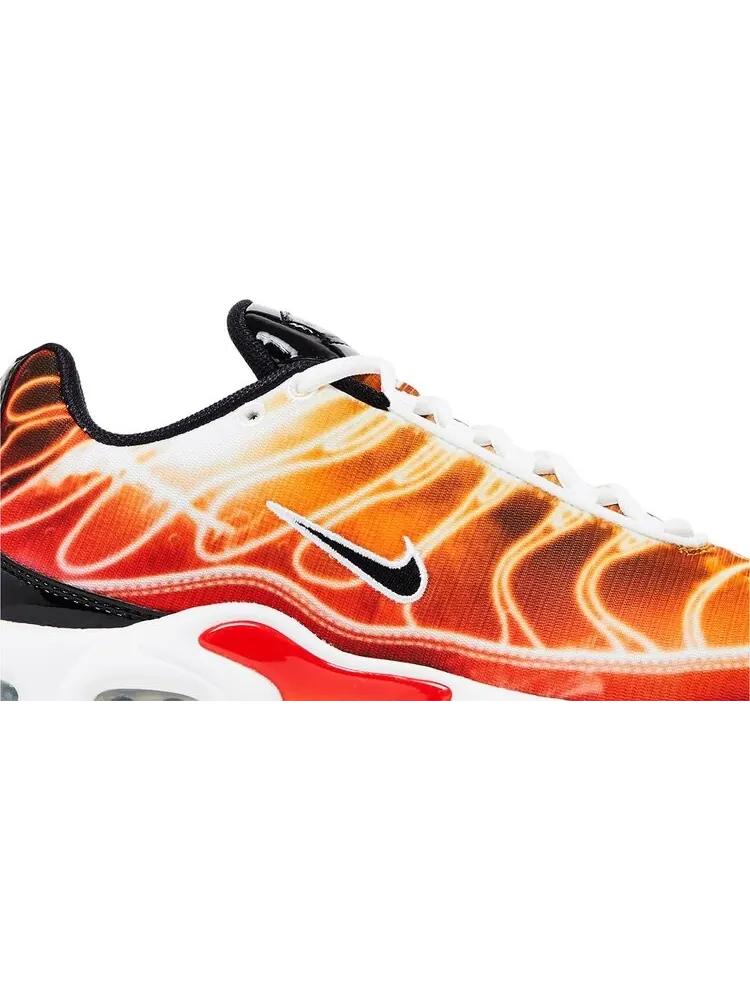 Кроссовки Air Max Plus 'Light Photography - Sport Red' — изображение 2 из 4, оранжевый