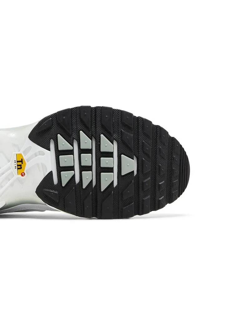 Кроссовки Nike Wmns Air Max Plus 'Mica Green' — изображение 6 из 9
