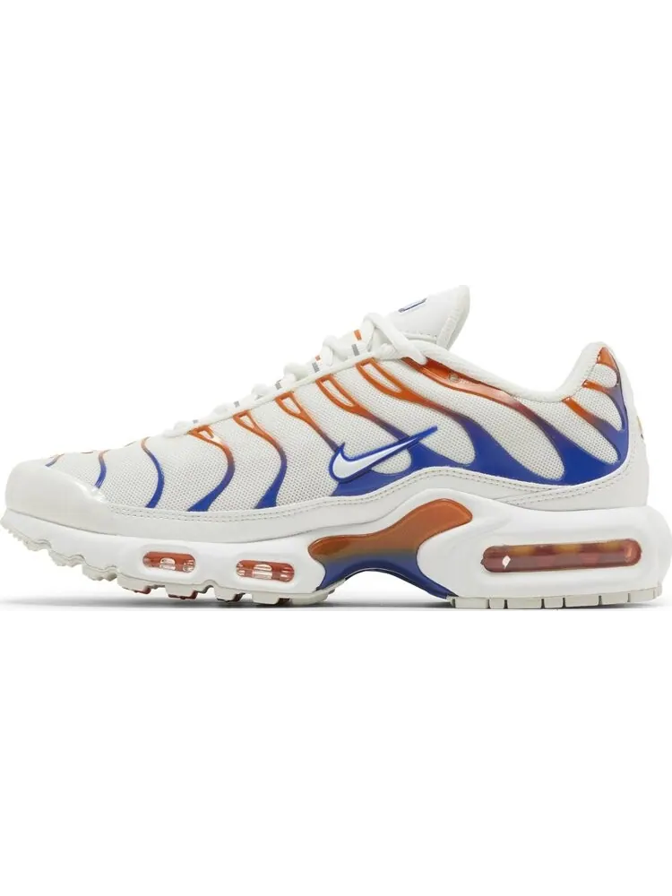 Кроссовки Wmns Air Max Plus 'Knicks' — изображение 3 из 4, белый