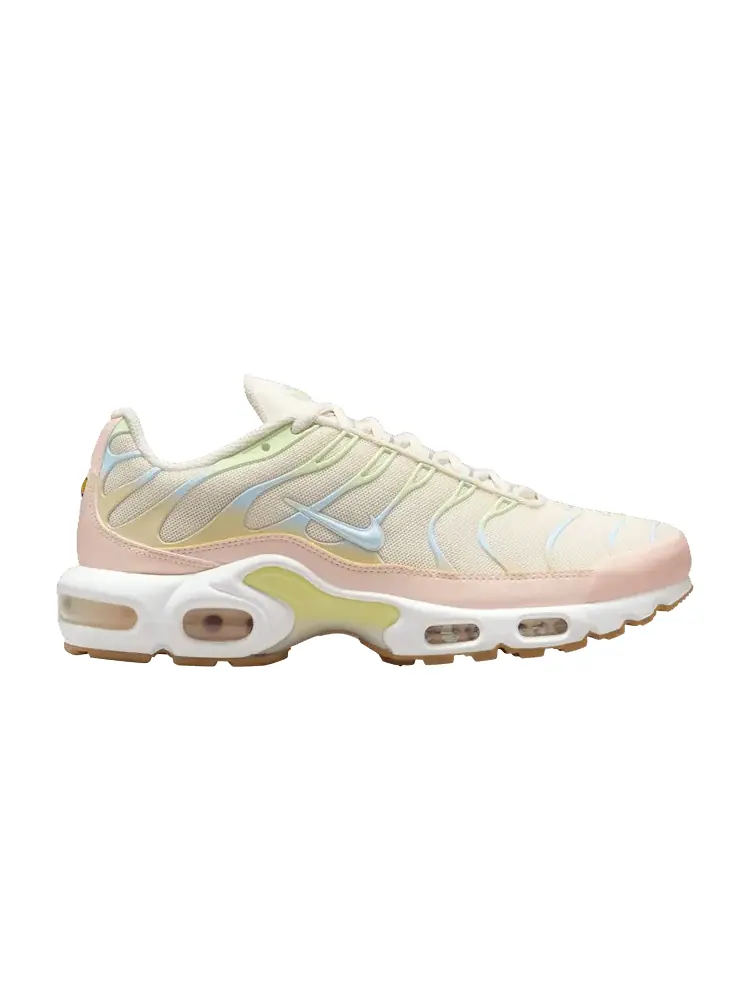 Кроссовки Wmns Air Max Plus 'Crimson Tint Pale Ivory' — изображение 1 из 1, бледный слоновая кость