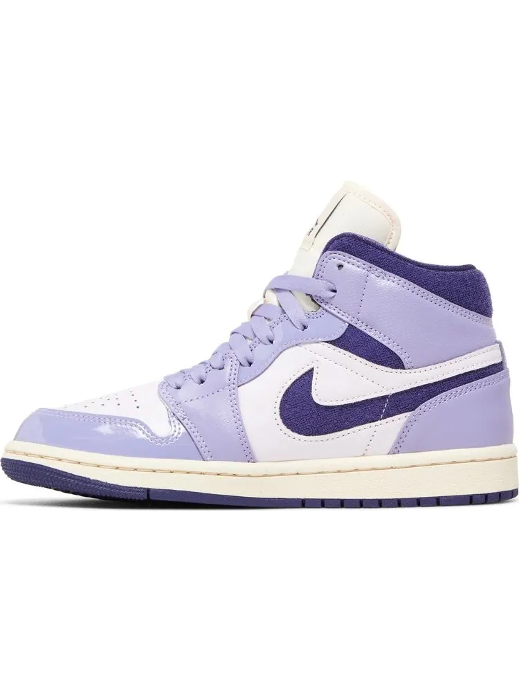 Кроссовки Wmns Air Jordan 1 Mid SE 'Sky J Purple' — изображение 3 из 4, фиолетовый