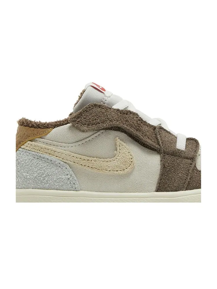 Кроссовки Air Jordan Air Jordan 1 Low ALT TD 'Year of the Rabbit' — изображение 3 из 9, металлик золотистый