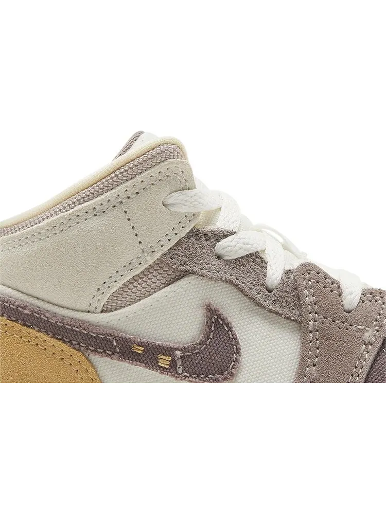 Кроссовки Air Jordan 1 Mid SE Craft TD 'Inside Out - Taupe Haze' — изображение 2 из 4, коричневый