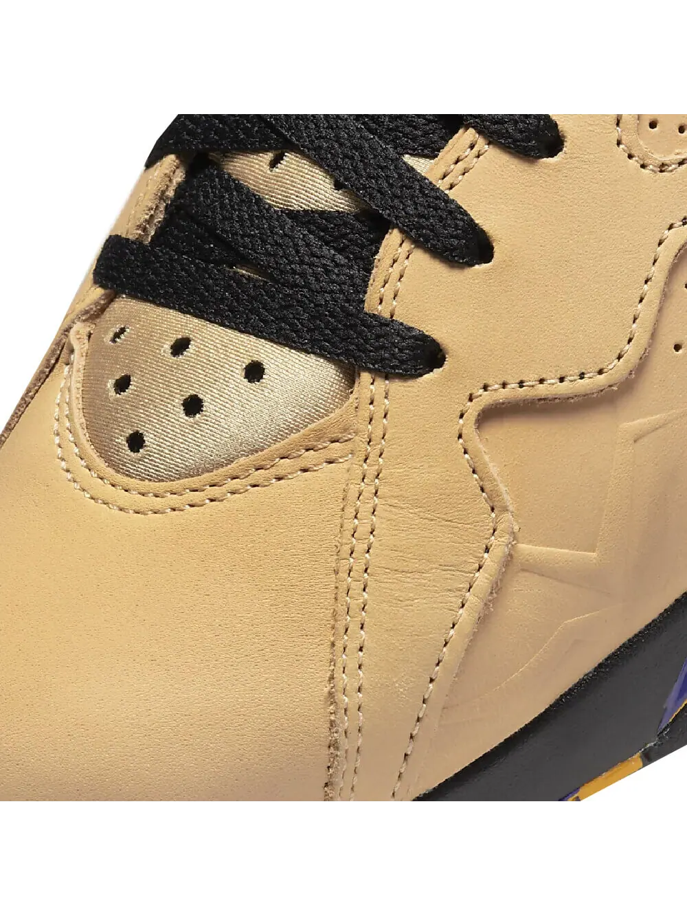 Кроссовки Nike Air Jordan 7 Retro SE — изображение 7 из 8, бежевый