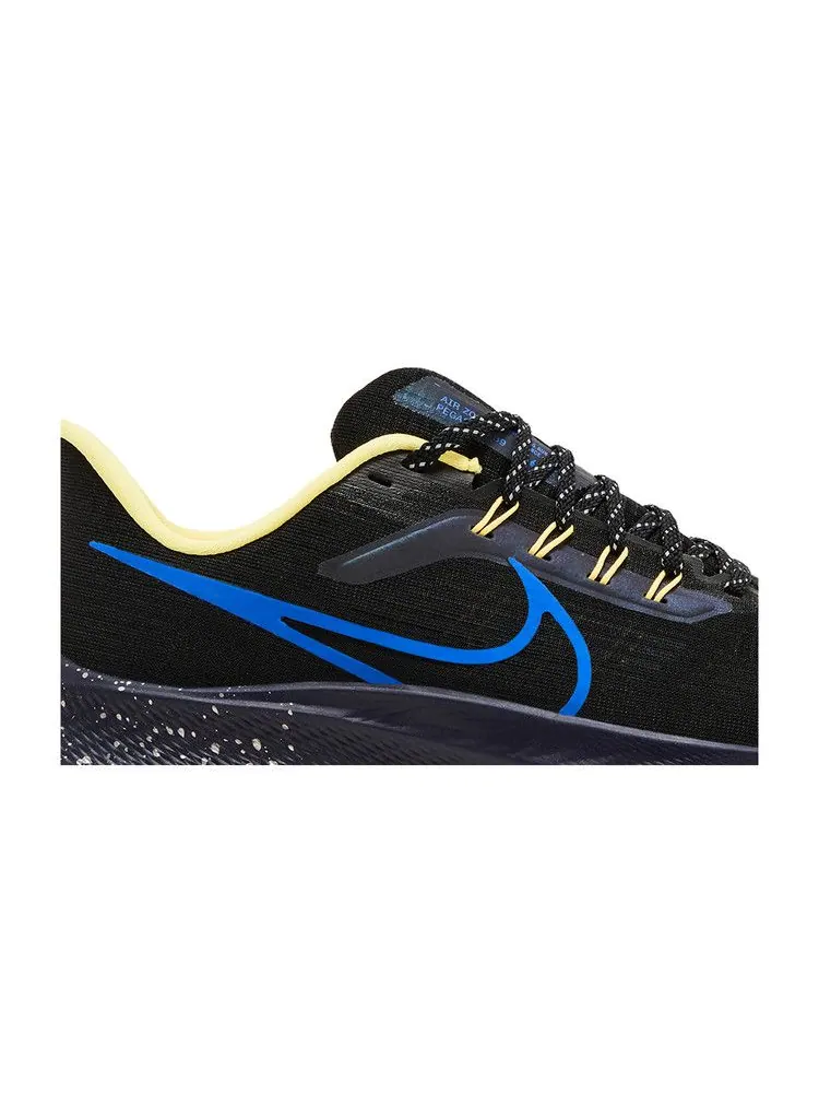 Кроссовки Nike Air Zoom Pegasus 39 'Black Hyper Royal Speckled' — изображение 3 из 9, черный//синий