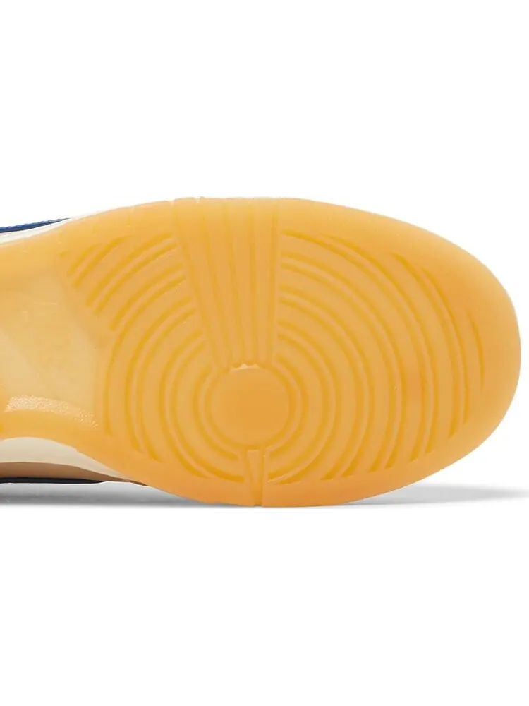 Кроссовки Nike Dunk Low Premium 'Montreal Bagel Sesame' — изображение 6 из 11, загар