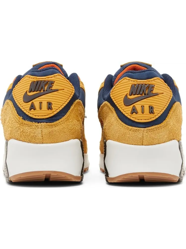 Кроссовки Nike Air Max 90 'Bucktan Team Navy' — изображение 6 из 8, загар
