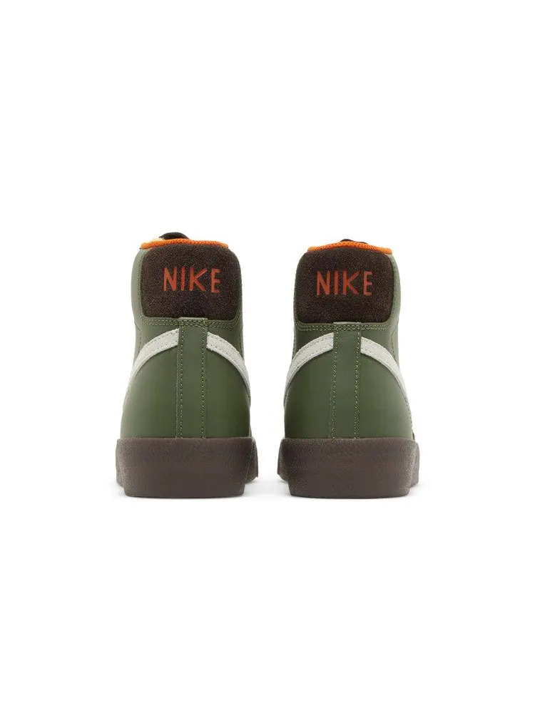 Кроссовки Nike Blazer Mid '77 Vintage 'Army Olive' — изображение 7 из 9