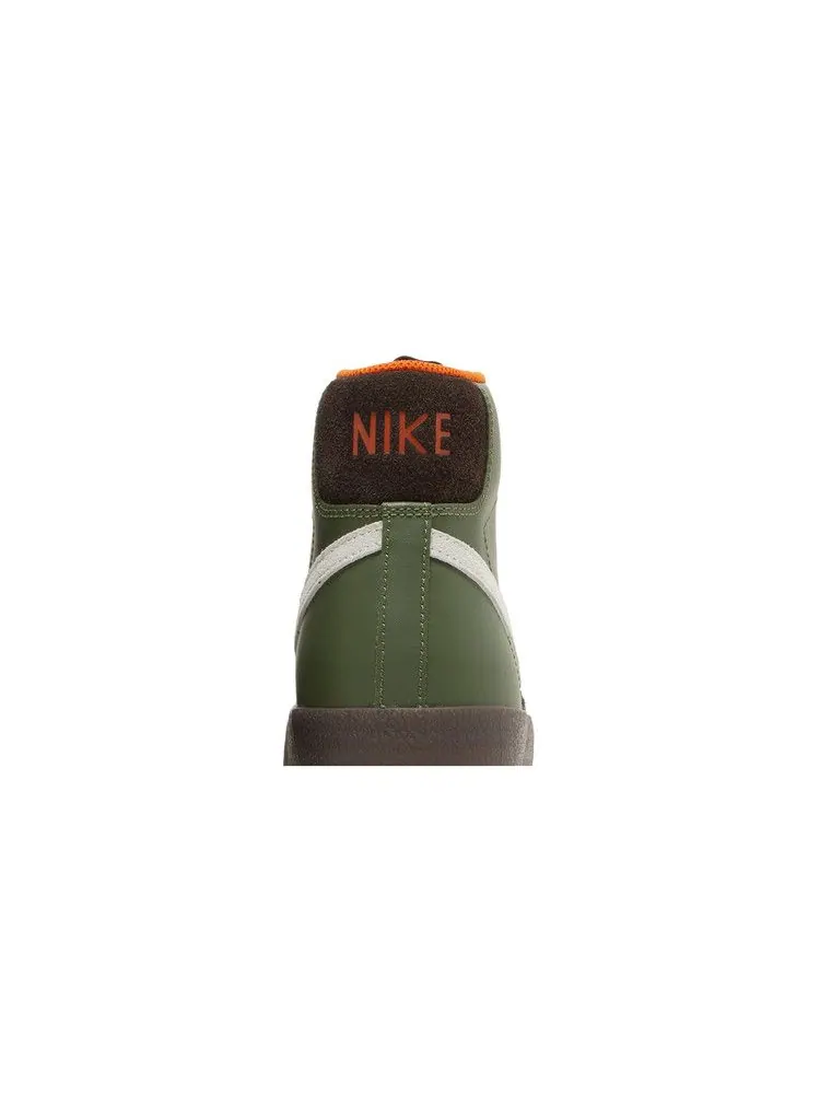Кроссовки Nike Blazer Mid '77 Vintage 'Army Olive' — изображение 8 из 9
