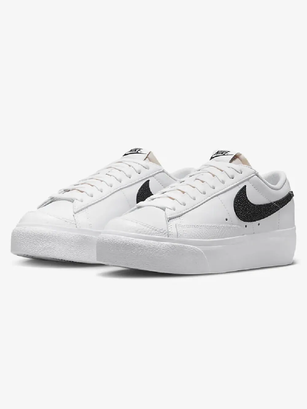 Кроссовки Nike Blazer Low Platform — изображение 2 из 8, белый