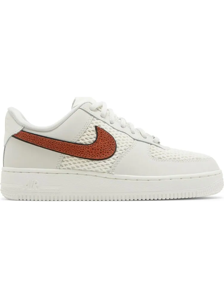 Кроссовки Nike Wmns Air Force 1 'Basketball Leather' — изображение 1 из 8, белый