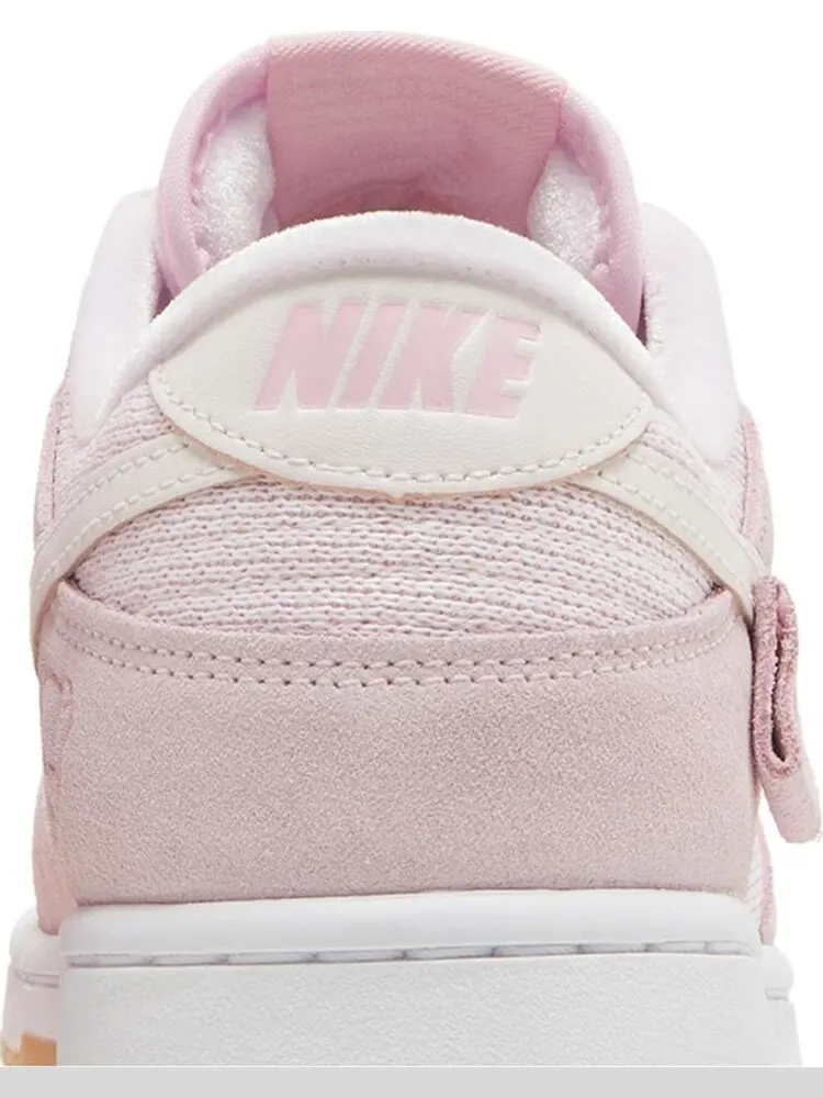 Кроссовки Nike Wmns Dunk Low 'Teddy Bear - Light Soft Pink' — изображение 7 из 8, розовый