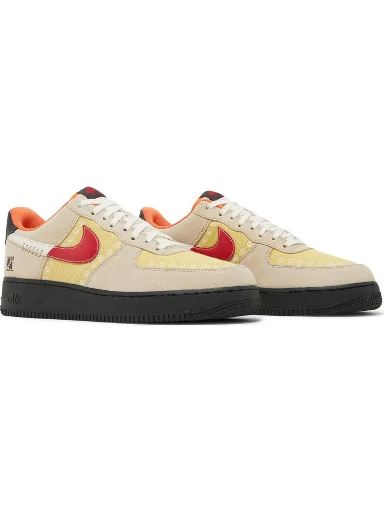 Кроссовки Nike Air Force 1 '07 'Somos Familia' — изображение 8 из 8, загар