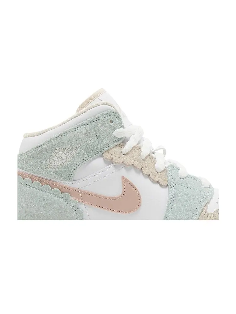 Кроссовки Air Jordan Air Jordan 1 Mid SE GS 'Scalloped Edge' — изображение 3 из 9, белый/розовый