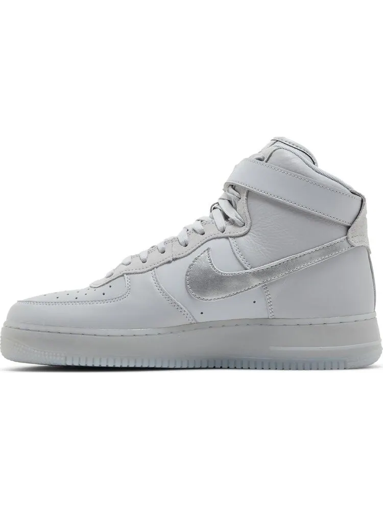 Кроссовки Nike Air Force 1 High 'Wolf Grey Metallic Silver' — изображение 3 из 8, серый