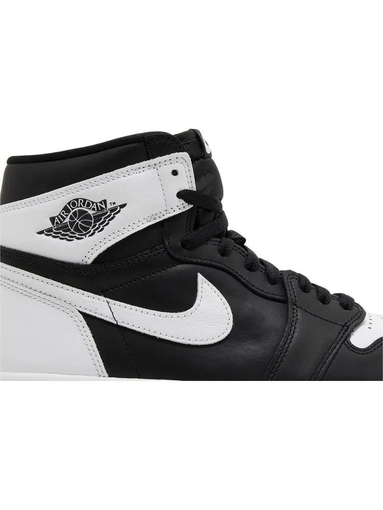 Кроссовки Air Jordan 1 Retro High OG Black White — изображение 2 из 4, черный