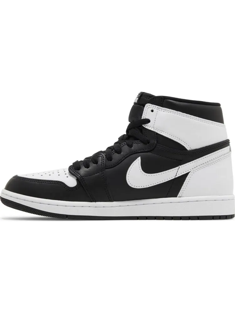 Кроссовки Air Jordan 1 Retro High OG Black White — изображение 3 из 4, черный