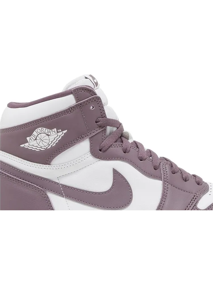 Кроссовки Air Jordan 1 Retro High OG 'Mauve' — изображение 2 из 4, фиолетовый