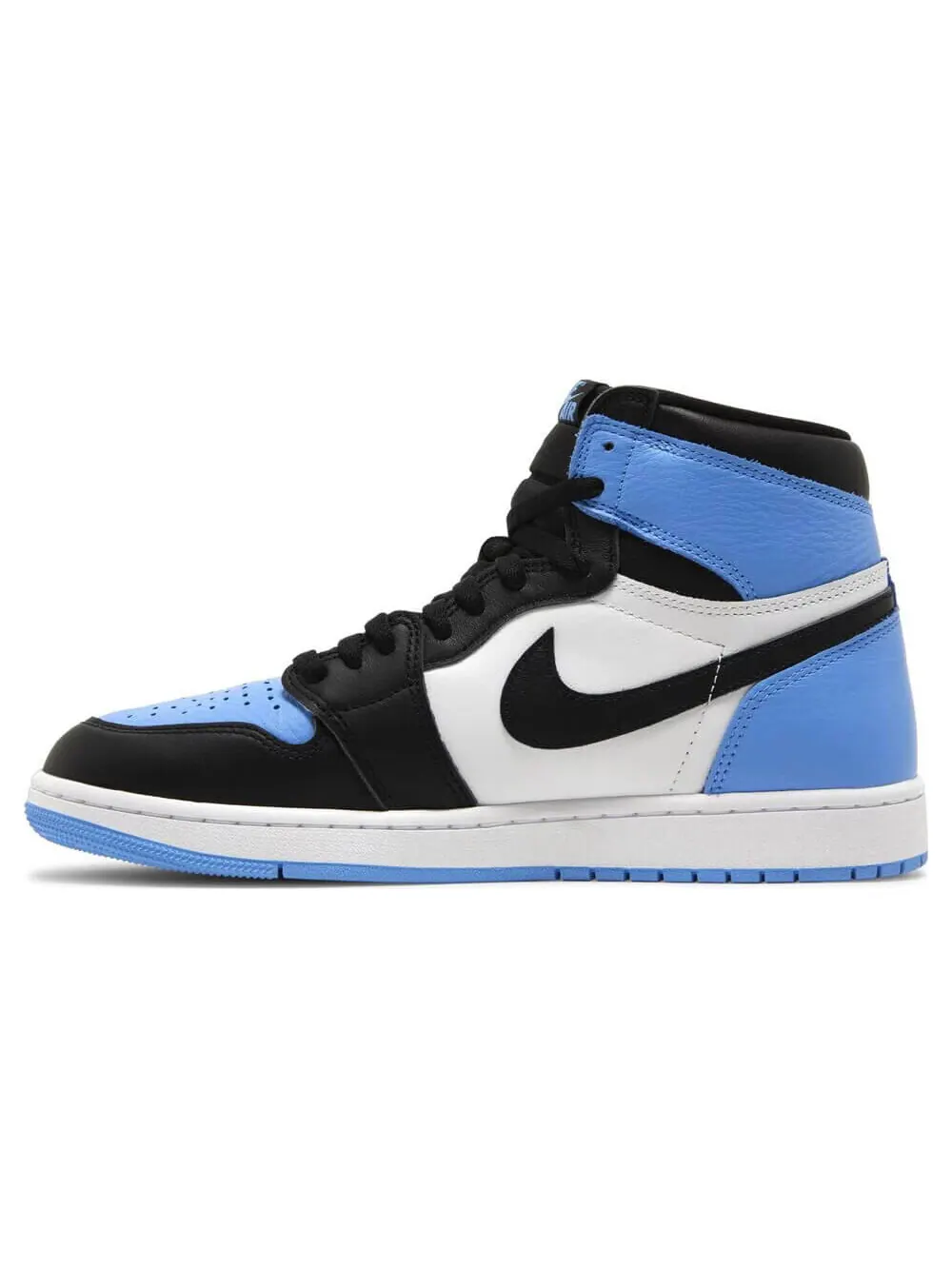 Кроссовки Nike Air Jordan 1 Retro High OG UNC Toe — изображение 2 из 10, синий