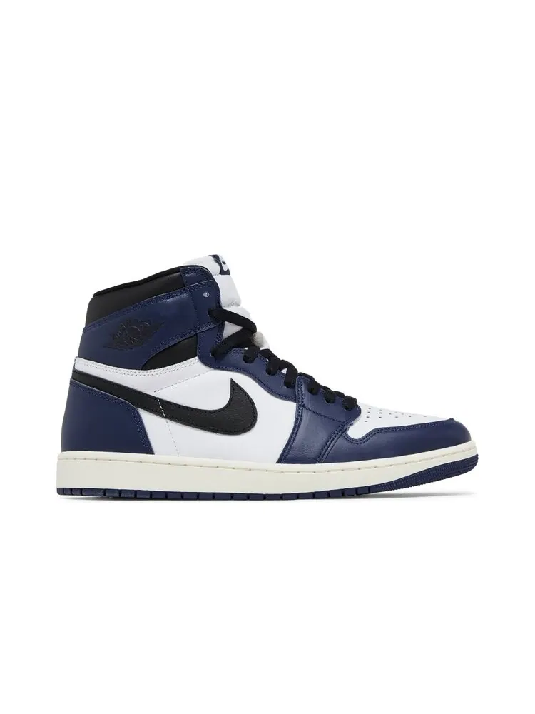 Кроссовки Air Jordan 1 Retro High OG 'Midnight Navy' — изображение 1 из 4, темно-синий