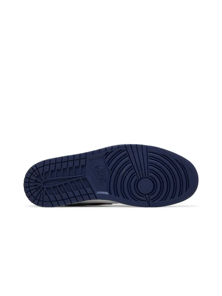 Кроссовки Air Jordan 1 Retro High OG 'Midnight Navy' — изображение 4 из 4, темно-синий