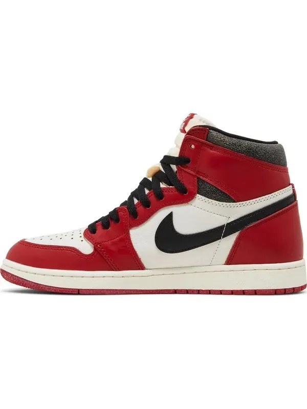 Кроссовки Air Jordan 1 Retro High OG "University Red" — изображение 3 из 12, красный