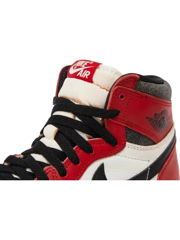 Кроссовки Air Jordan 1 Retro High OG "University Red" — изображение 10 из 12, красный