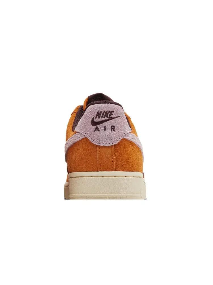 Кроссовки Nike Wmns Air Force 1 '07 'Magma Orange' — изображение 8 из 9