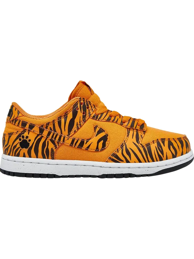 Кроссовки Nike Dunk Low Next Nature PS 'Tiger Stripes' — изображение 1 из 1, оранжевый
