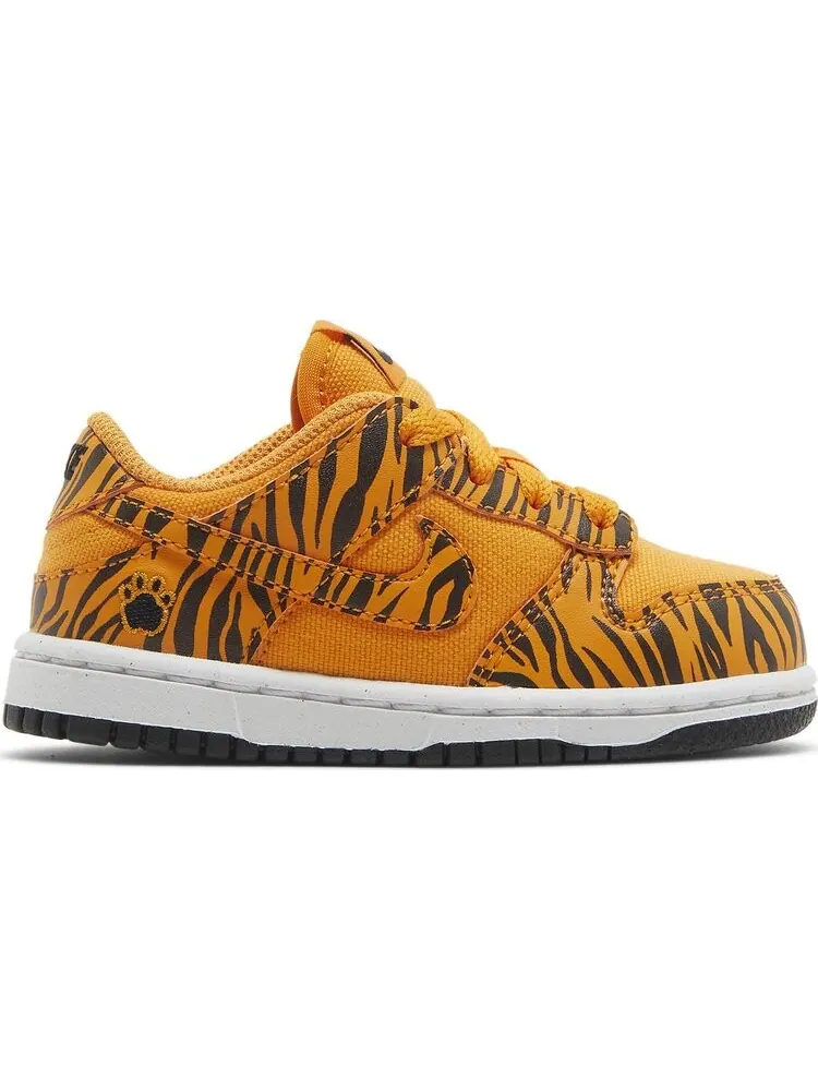 Кроссовки Nike Dunk Low Next Nature TD 'Tiger Stripes' — изображение 1 из 8, оранжевый