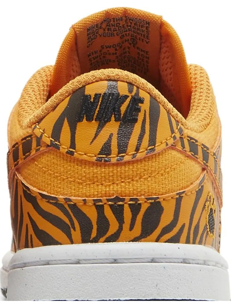 Кроссовки Nike Dunk Low Next Nature TD 'Tiger Stripes' — изображение 7 из 8, оранжевый
