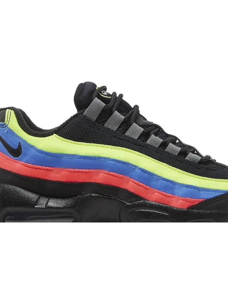 Кроссовки Nike Air Max 95 GS 'Black Neon' — изображение 2 из 8, черный