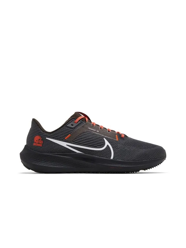Кроссовки Nike NFL x Air Zoom Pegasus 40 'Cleveland Browns' — изображение 2 из 9