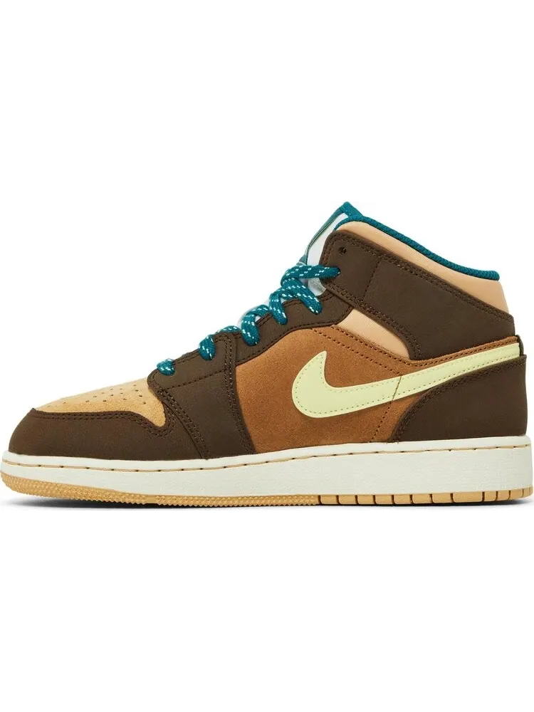 Кроссовки Air Jordan 1 Mid SE GS 'Cacao Wow' — изображение 3 из 4, коричневый