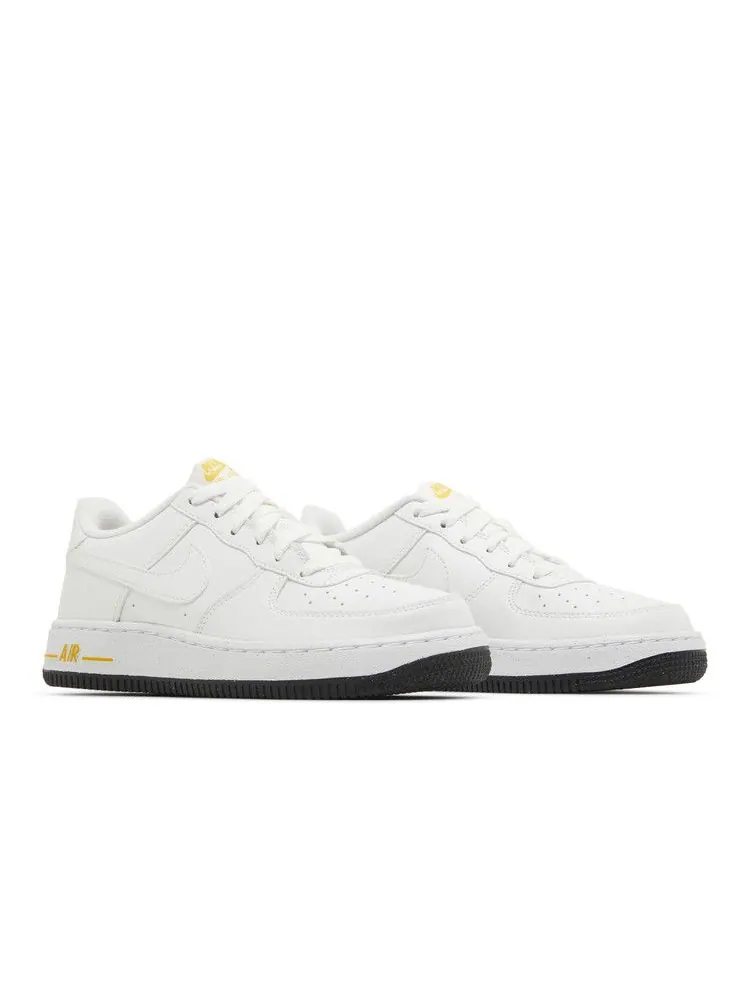 Кроссовки Nike Air Force 1 Impact Next Nature GS 'White University Gold' — изображение 9 из 9, белый/золотистый/белый