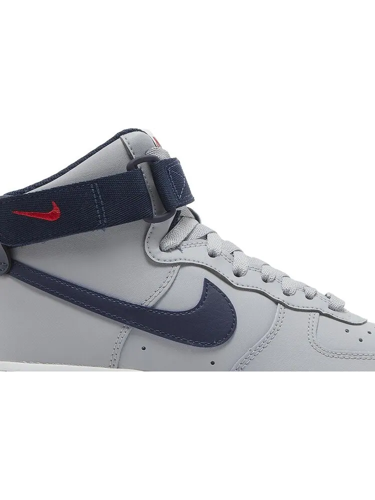 Кроссовки Nike Wmns Air Force 1 High 'New England Patriots' — изображение 2 из 8, серый