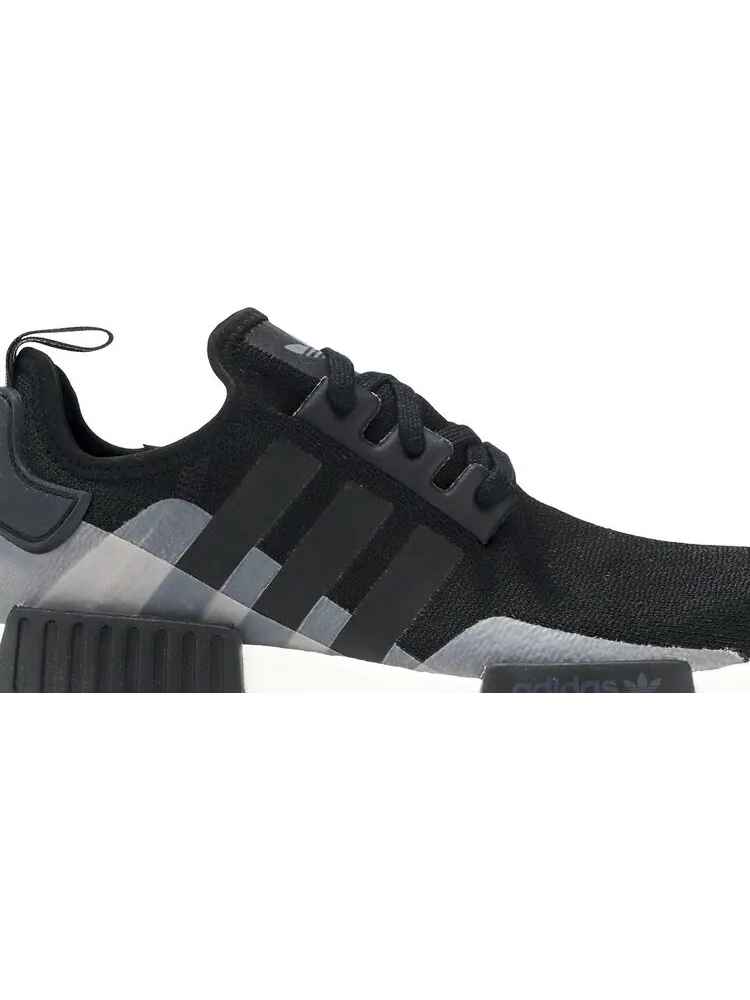 Лимитированные кроссовки Adidas NMD_R1 'Core Black' — изображение 2 из 8, черный