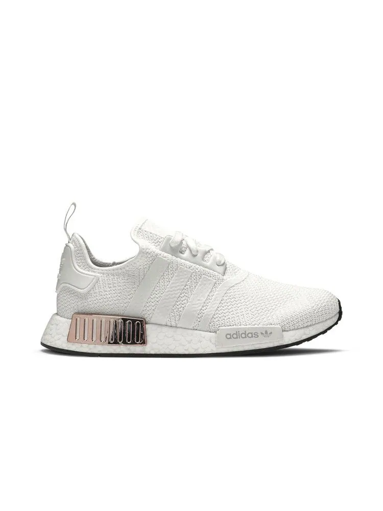 Кроссовки adidas Wmns NMD_R1 'Metallic Plugs - Cloud White' — изображение 2 из 9, белый/белый/черный