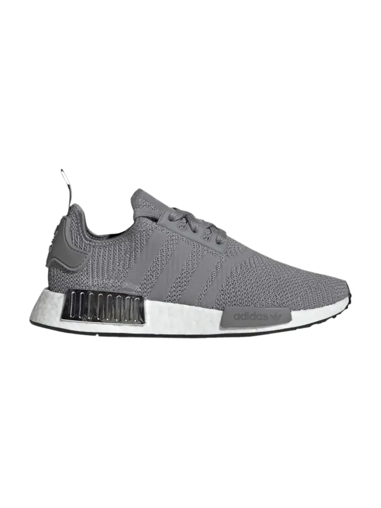 Кроссовки adidas Wmns NMD_R1 'Grey Silver' — изображение 1 из 1