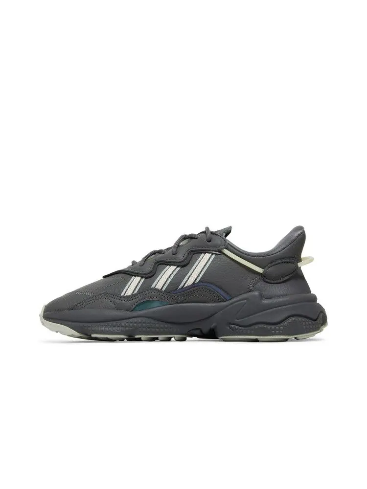 Кроссовки Adidas Wmns Ozweego — изображение 3 из 8, серый серебристый