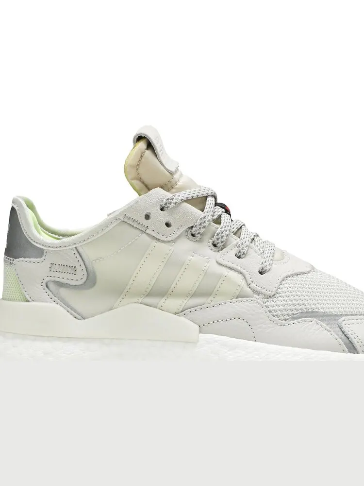 Кроссовки Adidas 3M x Wmns Nite Jogger 'Raw White' — изображение 2 из 8, серый