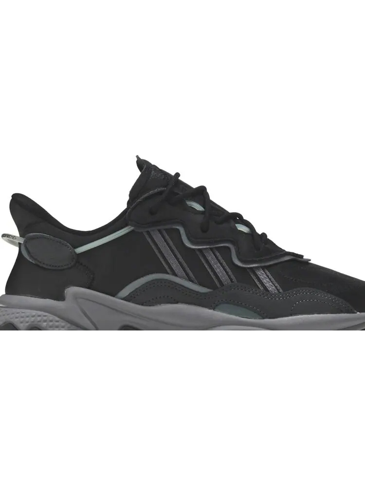 Кроссовки Adidas Ozweego 'Onix' — изображение 2 из 8, черный