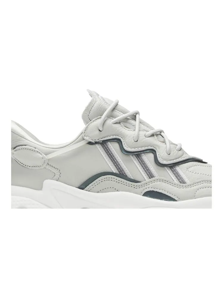 Кроссовки Adidas Ozweego — изображение 2 из 8, серебристый