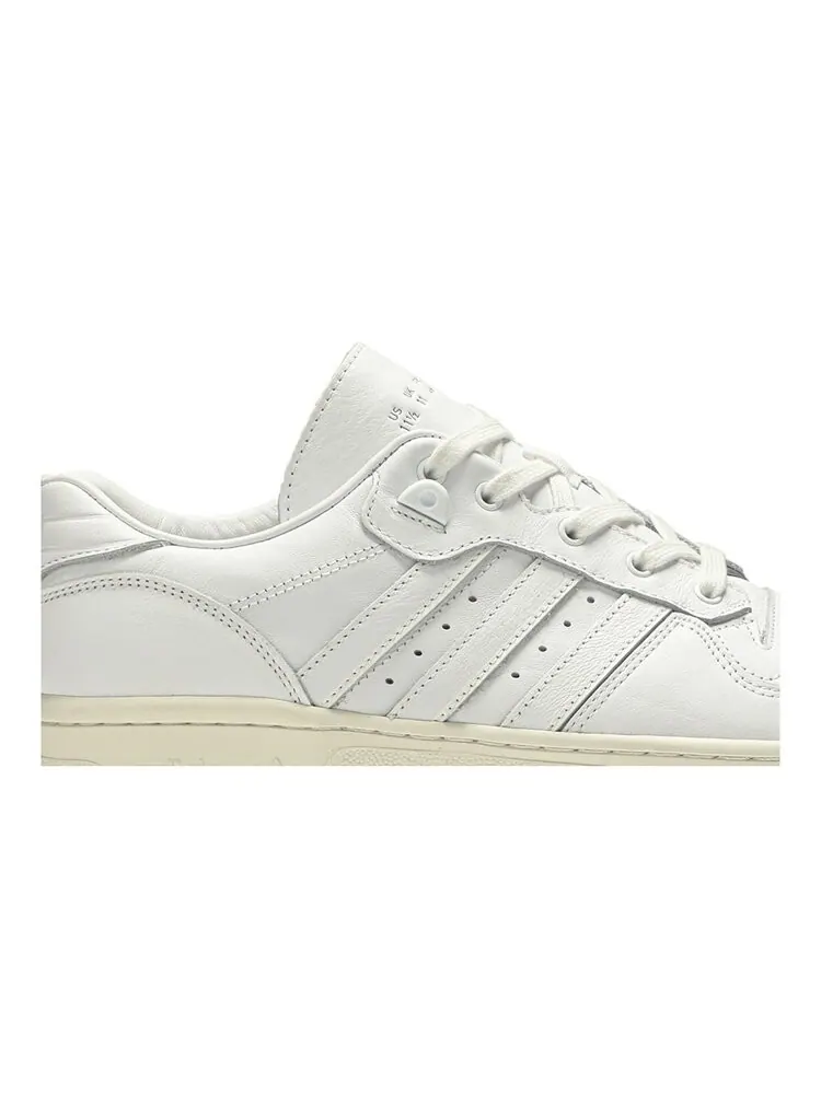 Кроссовки Adidas Rivalry Low 'Triple White' — изображение 2 из 4, белый