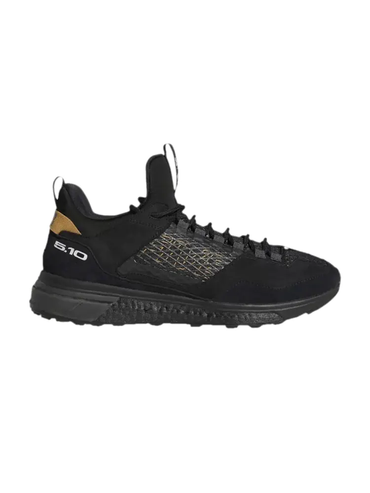 Кроссовки adidas Five Ten Five Tennie DLX 'Black Mesa' — изображение 1 из 1, черный/черный