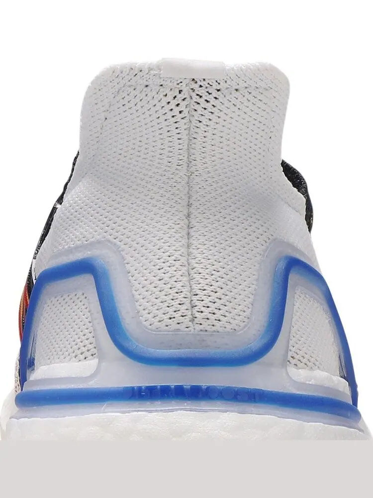 Кроссовки Adidas Toy Story 4 x UltraBoost 19 J 'Woody' — изображение 7 из 8, золото
