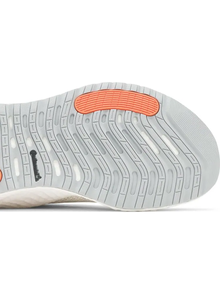 Кроссовки Adidas Alphaboost — изображение 5 из 8, розовый