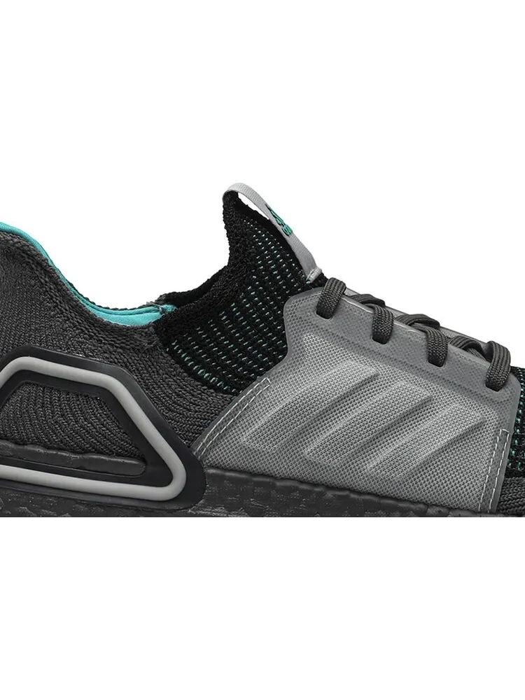 Кроссовки Adidas UltraBoost 19 'Core Black Grey' — изображение 2 из 8, серый