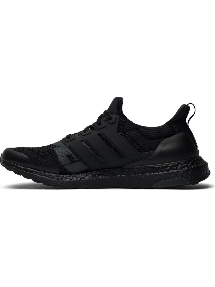 Кроссовки Adidas Undefeated x UltraBoost 1.0 'Blackout' — изображение 3 из 8, черный